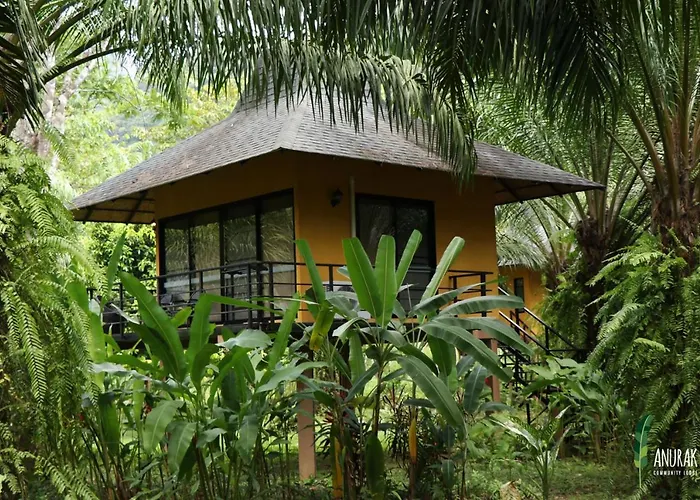 Anurak Lodge
