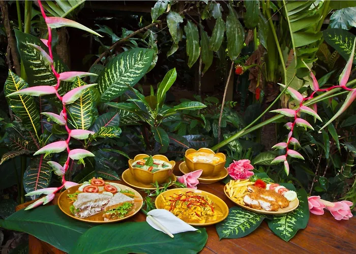 Khao Sok Riverside Cottages
